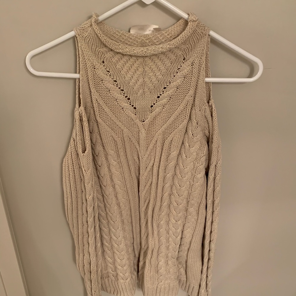 Knit cold shoulder sweater!